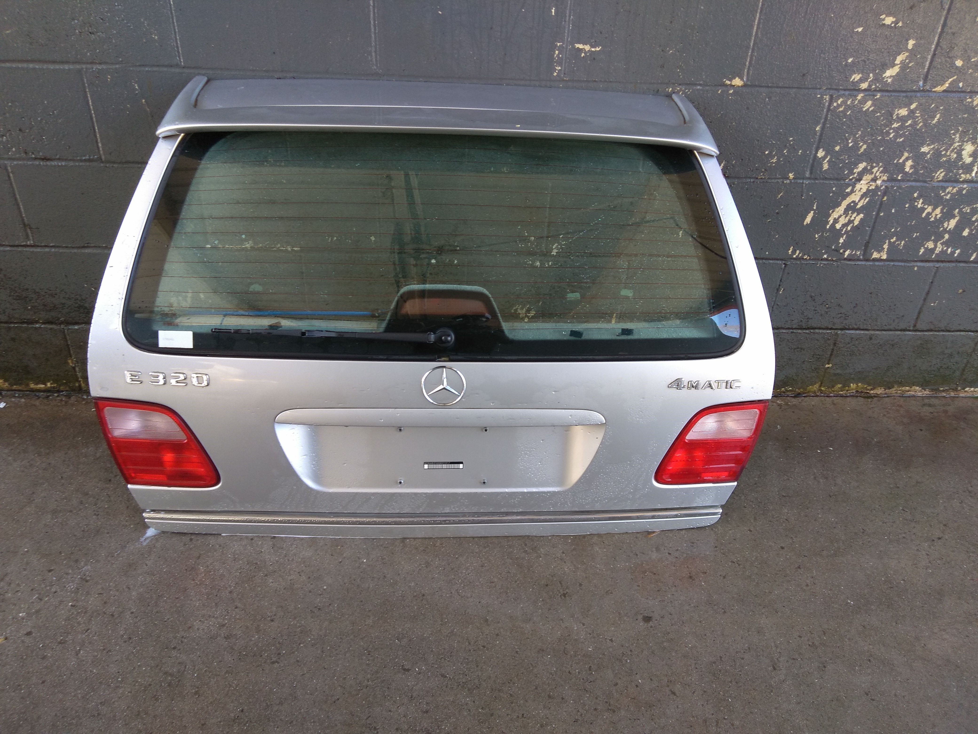 Mercedes Rear Door Hatch