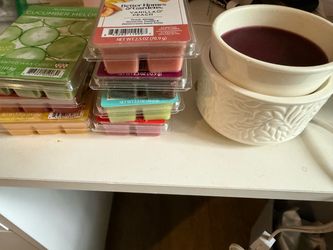 Wax melts and warmer