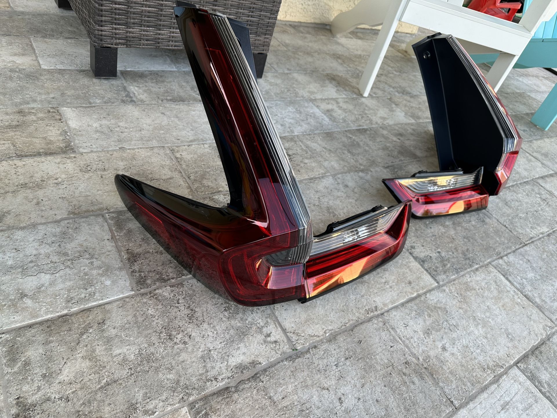 Honda CR-V Tail Light 2017 - 2022, Honda CRV Tailight, OEM Original Honda Part