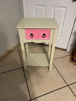 Kids nightstand