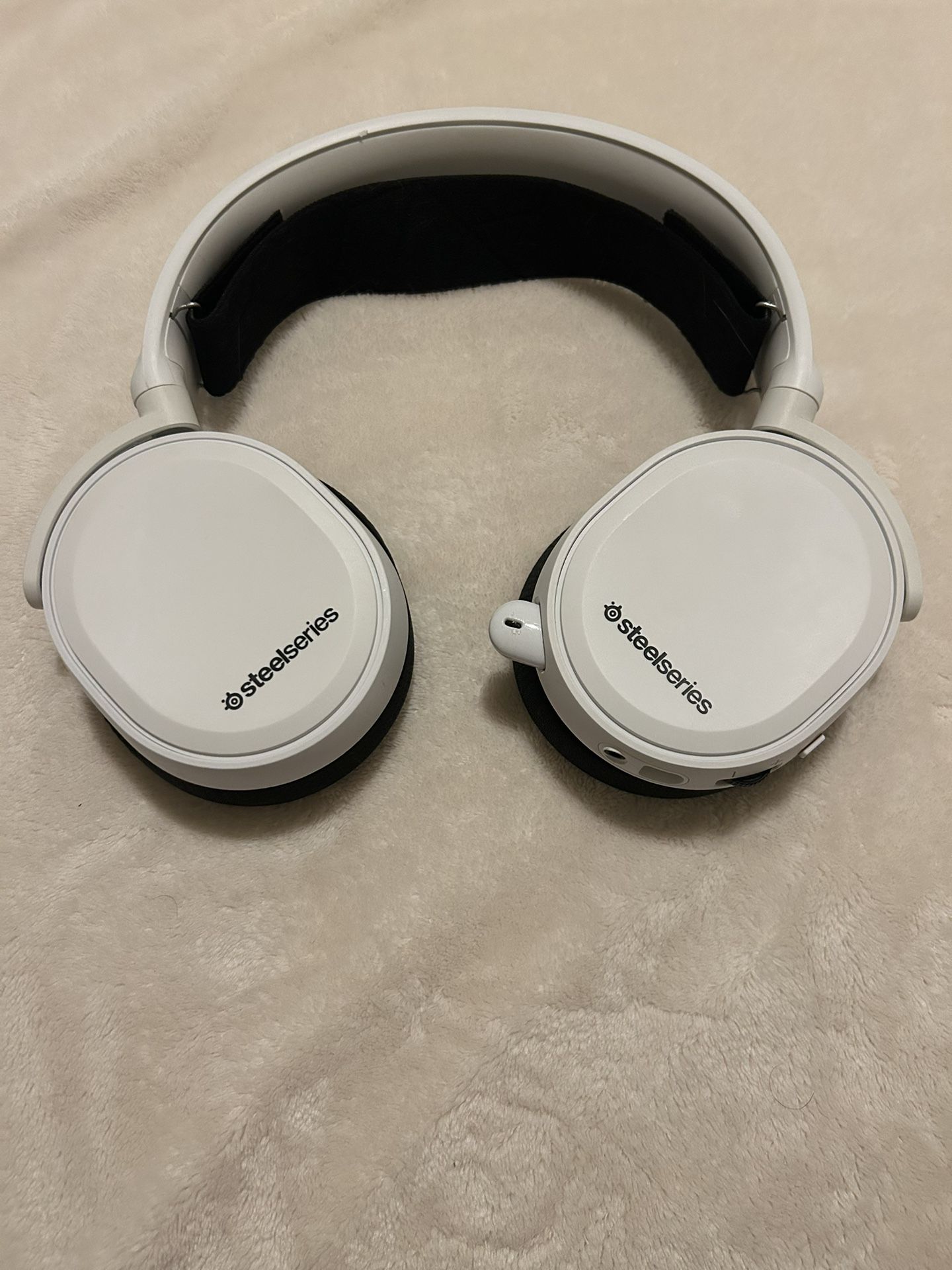 Steel Series Arctic 7 Wired Headset
