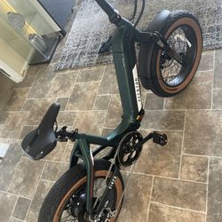 Aventon Sinch Foldable E-Bike 