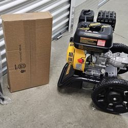 Brand new 3400psi dewalt pressure washer
