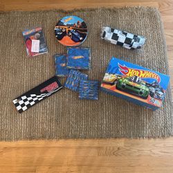 NEW / Unused Hot Wheels Birthday Party Set 