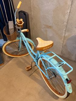 Light Blue Huffy Beach Cruiser Bike – $125 OBO