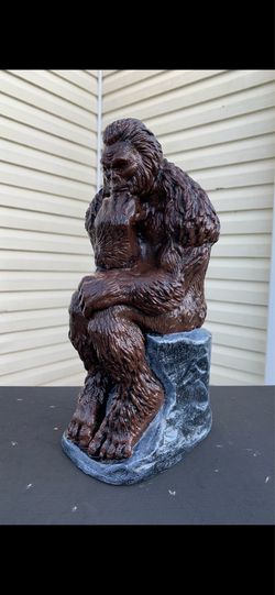 Bigfoot thinker statue