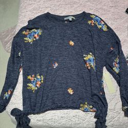 Nwt  Womens Small Floral Sweater 