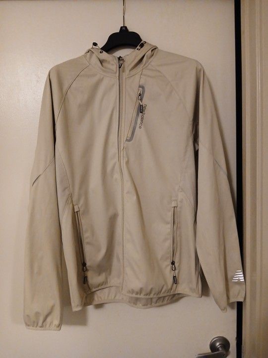 Men's New Balance Windbreaker Jacket Size Medium Cream Brand New