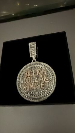Diamond pendent