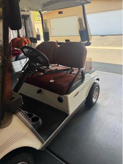 2006 Club Car Gas Golf Cart W/Ft Trunk