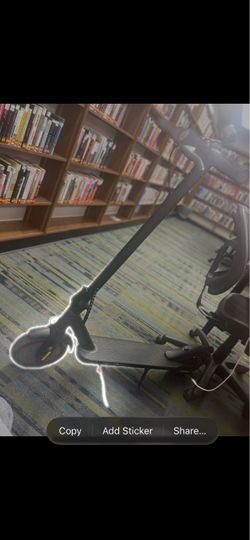 ELECTRIC SCOOTER FEEL FREE TO MESSAGE