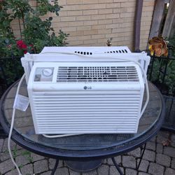 L G Window Air Conditioner 