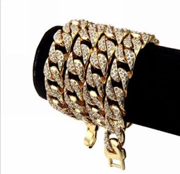 New 18 k yellow gold Cuban necklace