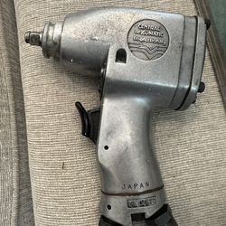 Central Pneumatic Impact Wrench 3/8