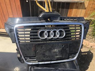 Audi grill n bumper