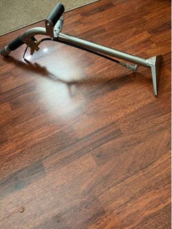 Carpet cleaning wand for stairs