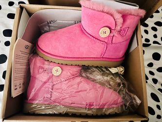 UGG PINK BOOTS