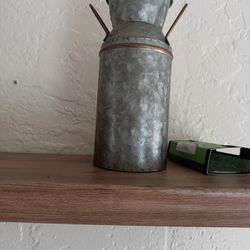 Decorative Metal Flower Holder 