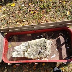 MASSIVE YARD ROCK QUARTZ 