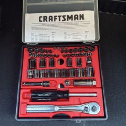 Craftsman Vintage 60pcs 3/8 Drive Metric and Standard Ratchet Socket Set (Excellent Conditions)