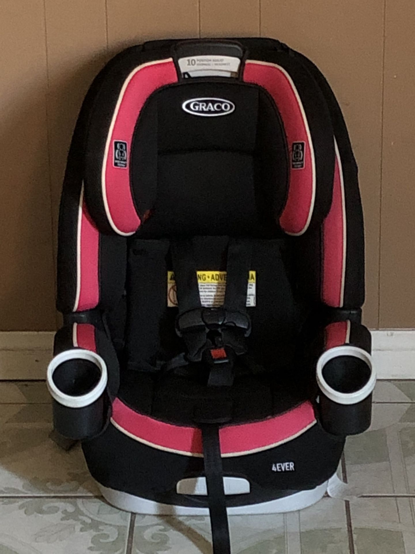 LIKE NEW GRACO 4EVER CONVERTIBLE CAR SEAT 4 IN 1