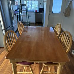 GUC! Kitchen/dining Table + 4 Chairs 