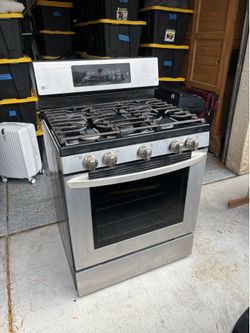 LG Gas Stove