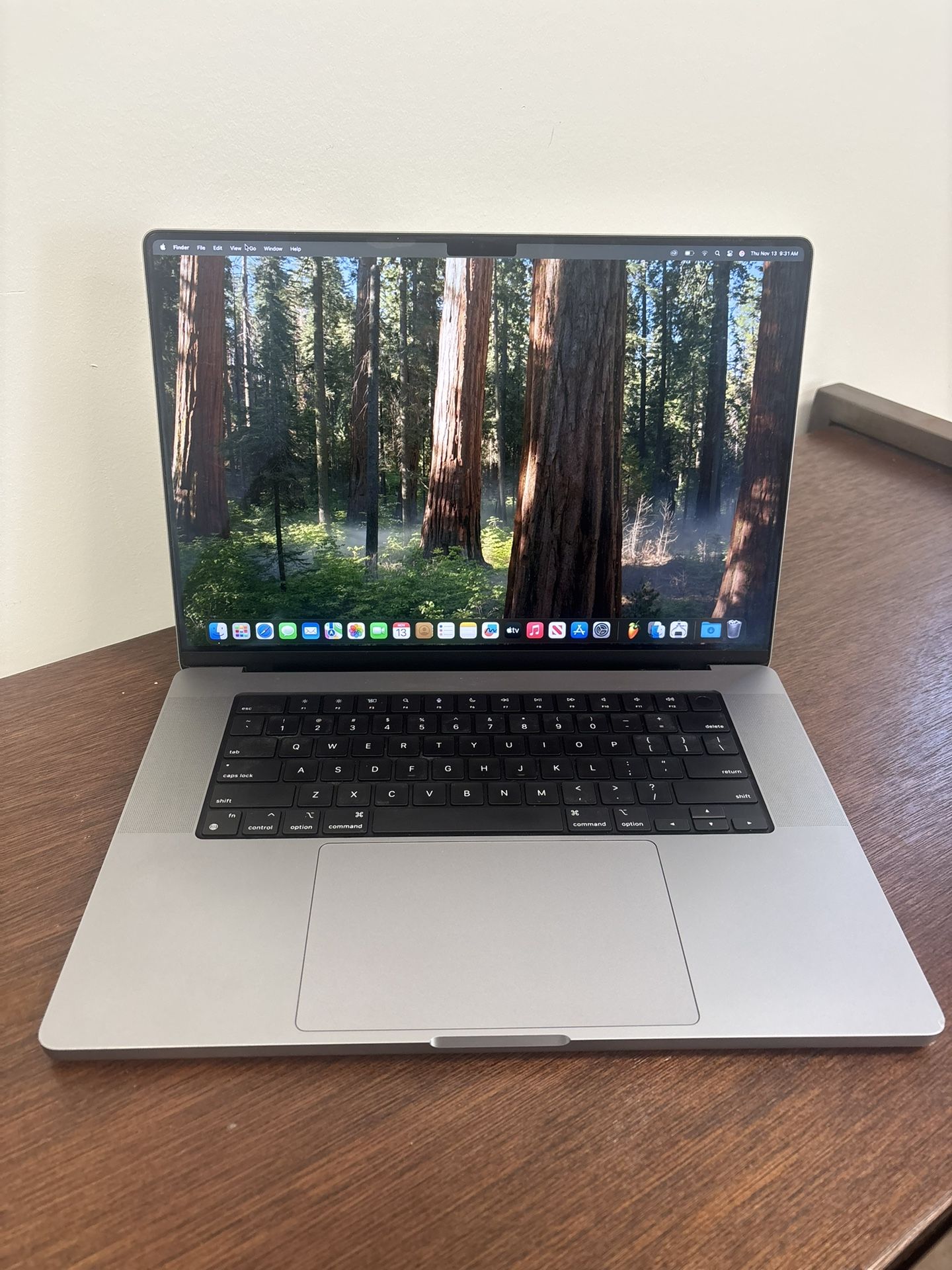 2021 MACBOOK PRO 16 INCH 16GB M1 PRO 512GB SSD BATTERY COUNT 223 FOR MUSIC RECORDING/VIDEO EDITING
