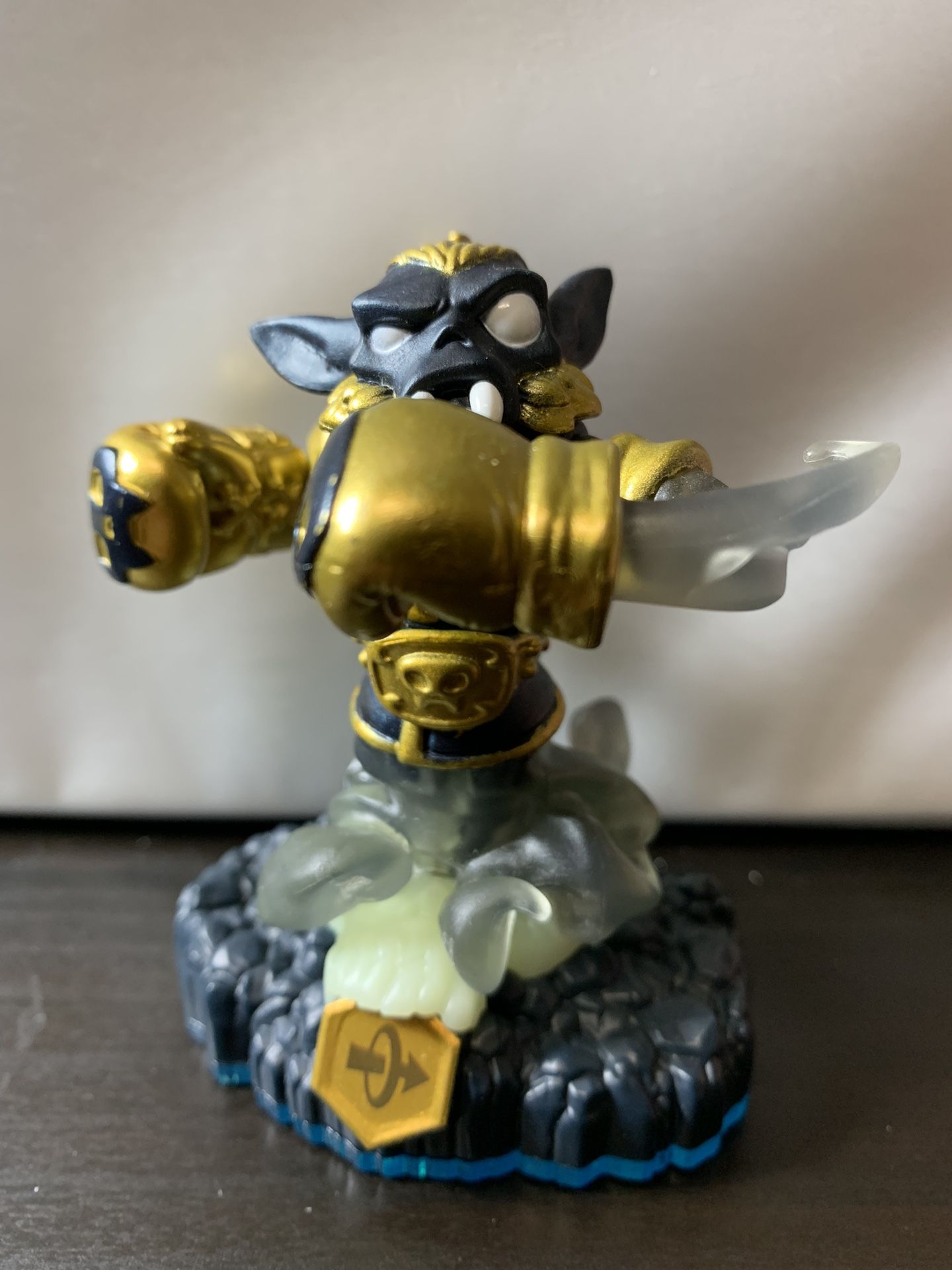 Skylanders: Swap Force LEGENDARY GOLD Night Shift Figure
