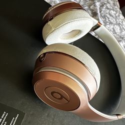 Beats Solo 3  Both (Wireless/Wire) 