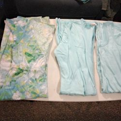 1 Woman's Nightgown,  1 Woman's Nightgown With Robe