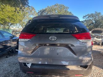 2011 Toyota Sienna - Trunk / Hatch / Tailgate / Liftgate - Fits: 2012 2013 2014 2015 2016 2017 2018 2019 2020