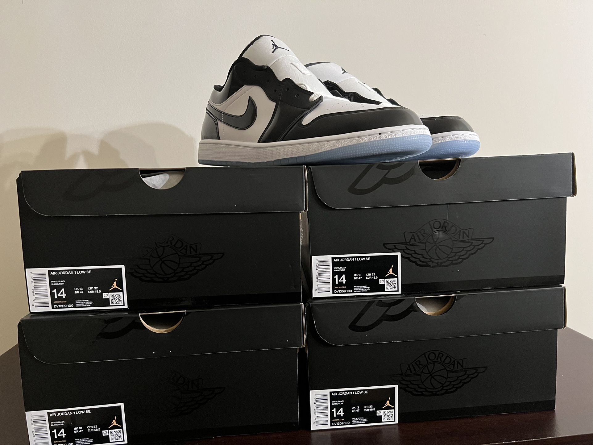 Jordan 1 Low Concord/panda Size 14 Mens New In Box 