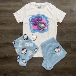 Women’s Hello Kitty Shirt & Shorts