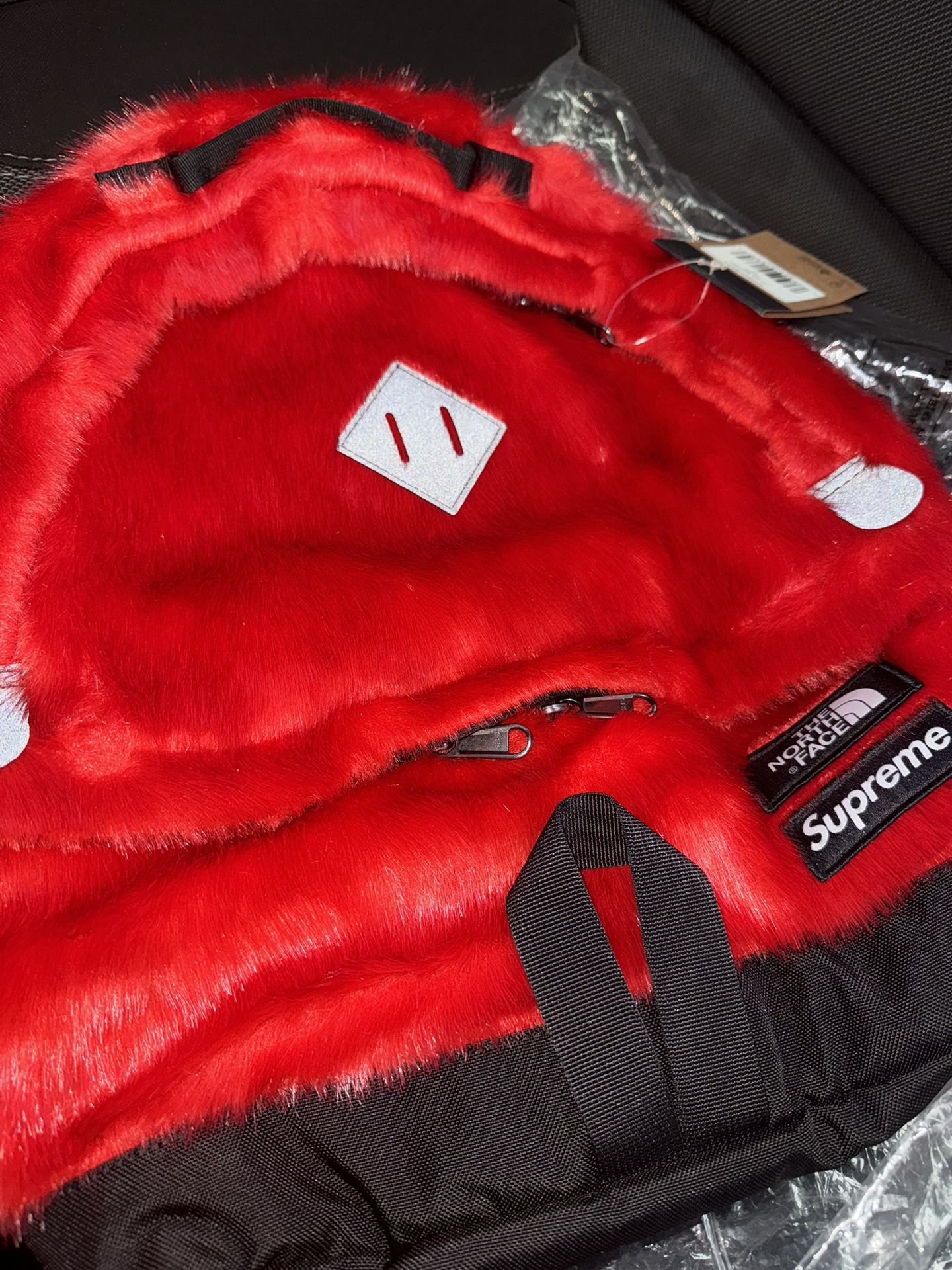 Supreme x The North Face - Faux Fur Backpack Red