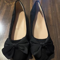 Size 6.5 Women’s Bow Flats