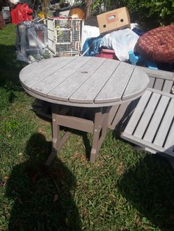 Breezesta Shorline Table