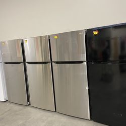 Apartment Size Refrigerators Special Off Only 550$ Pick Up Only