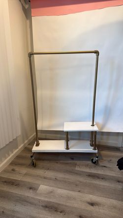 Clothing rack