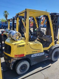 Hyster warehouse forklift