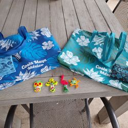 Costa Maya Bags And Magnets