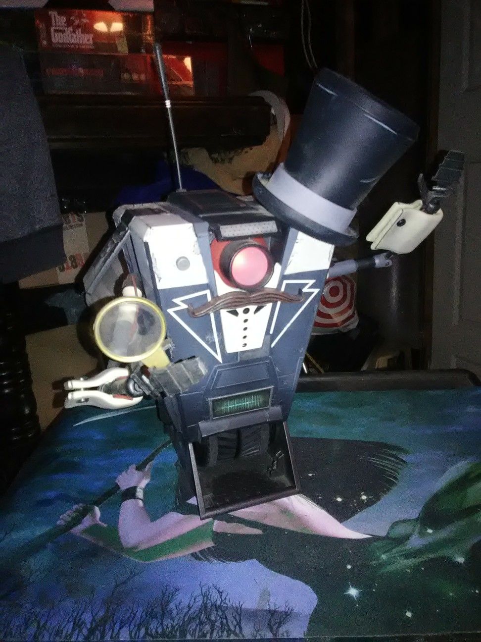 Borderlands Gentleman CL4P-TRP (Claptrap) Bluetooth R/C Robot