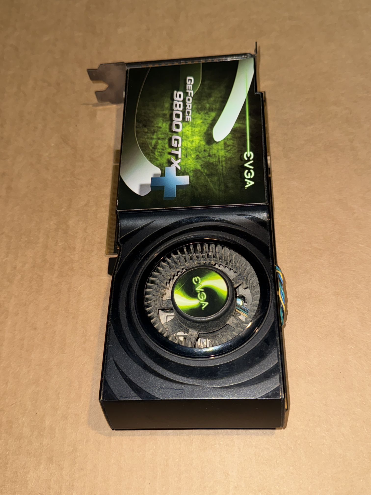 EVGA NVIDIA GeForce 9800 GTX+ (512P3N873AR) 512 MB DDR3 SDRAM PCI Express x16