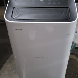 Toshiba Portible AC