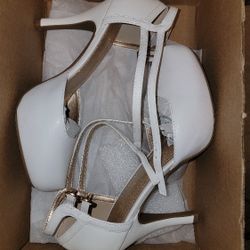 White Strappy Heels 9w