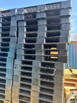 Plastic pallets