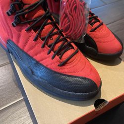 Jordan 12 Reverse Flu