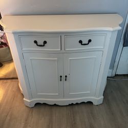 White Cabinet with 2 Drawers and 2 Doors