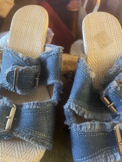 Set Sandals