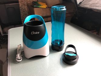 Oster BLSTPB-WBL My Blend 250-Watt Blender with Travel Sport Bottle Blue
